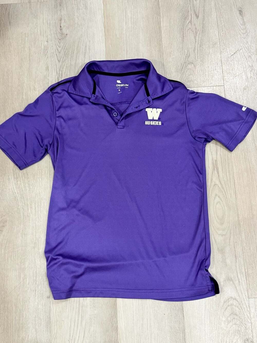 Colosseum Washington Huskies Polo Size S Purple Short Sleeve
